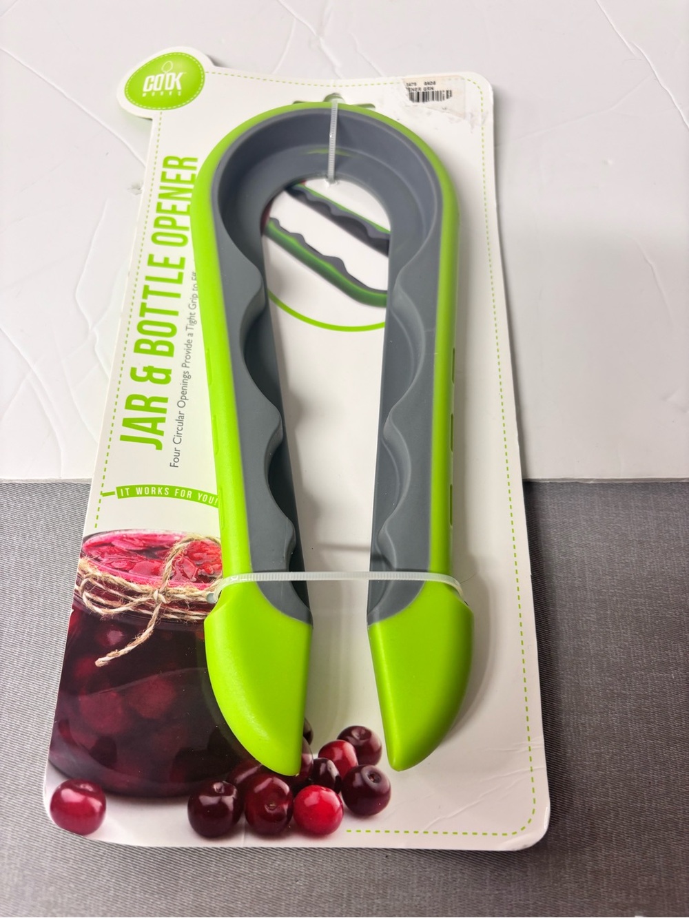 Green Jar & Bottle Opener - Dual-Grip Kitchen Tool